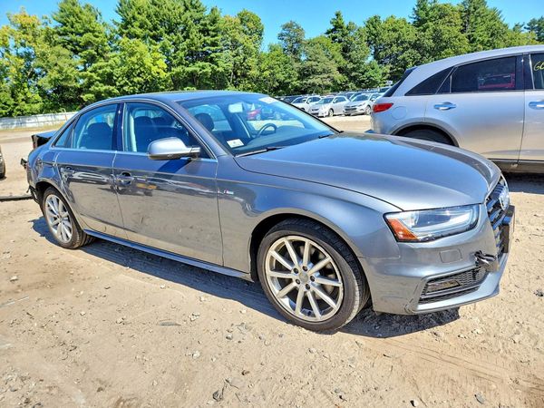 2015 AUDI A4 quattro Premium Plus