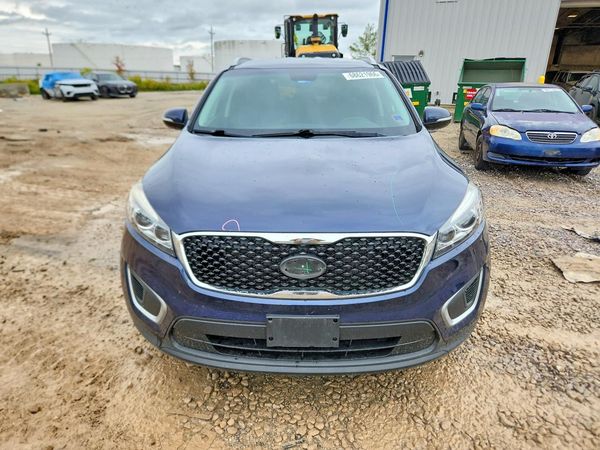 2016 KIA SORENTO L / LX
