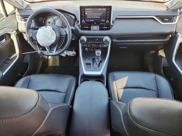 2020 TOYOTA RAV4 XLE Premium — CKPT