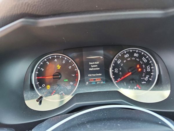 2020 TOYOTA RAV4 XLE Premium — ODOM