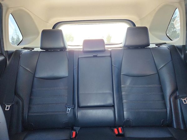 2020 TOYOTA RAV4 XLE Premium — SUVN