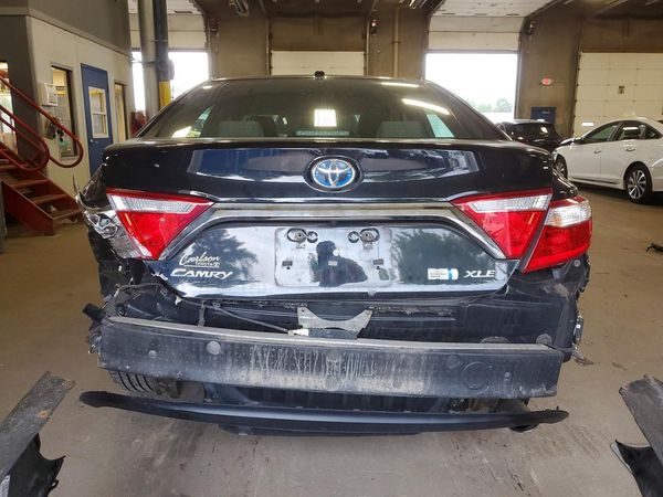 2015 TOYOTA CAMRY SOLA Hybrid