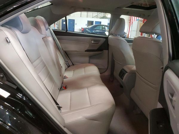 2015 TOYOTA CAMRY SOLA Hybrid