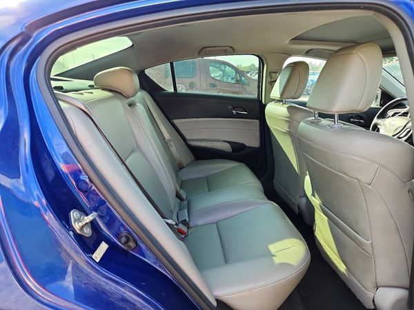 2016 ACURA ILX Base/Acura Watch Plus