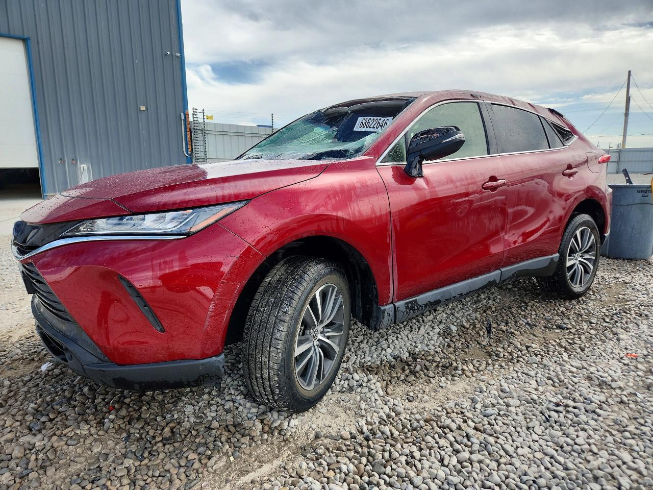 2022 TOYOTA VENZA — Front 3/4