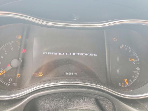 2019 JEEP GRAND CHEROKEE Laredo