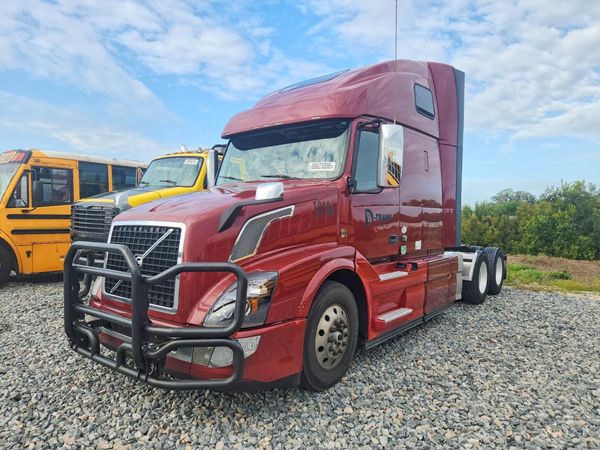 2018 VOLVO VNL — DSFA — Front 3/4