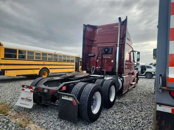 2018 VOLVO VNL — PSRA