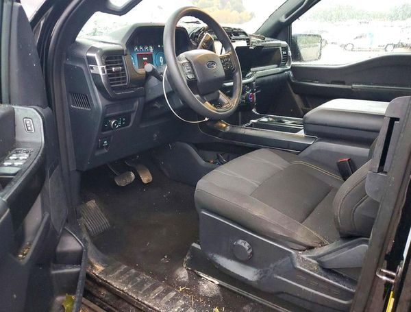 2024 FORD F150