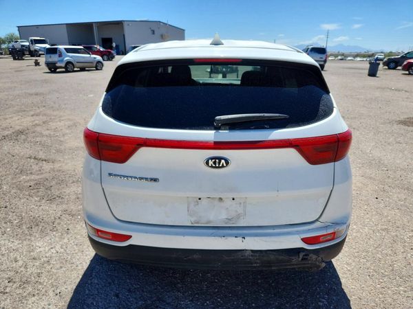 2017 KIA SPORTAGE LX