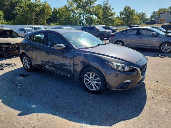 2014 MAZDA 3 — Passenger 3/4