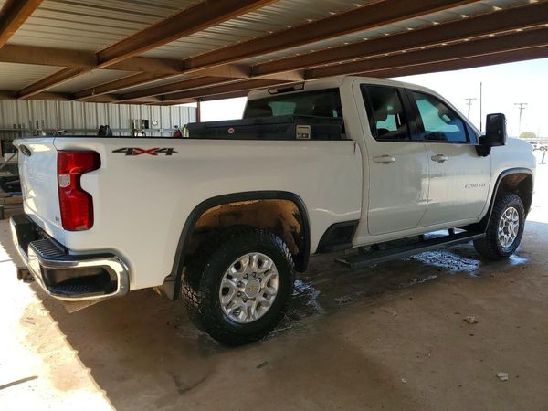 2022 CHEVROLET SILVERADO LT — PSRA
