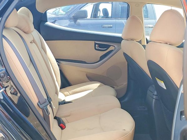 2013 HYUNDAI ELANTRA