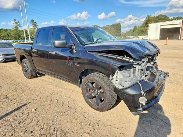 2017 RAM 1500 — Passenger 3/4