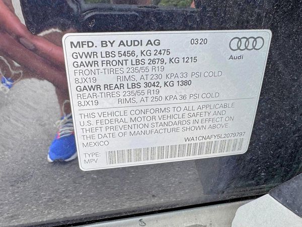 2020 AUDI Q5 quattro Prestige