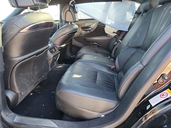2018 LEXUS LS