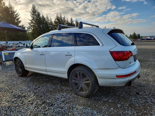 2013 AUDI Q7 Premium Plus