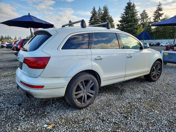2013 AUDI Q7 Premium Plus