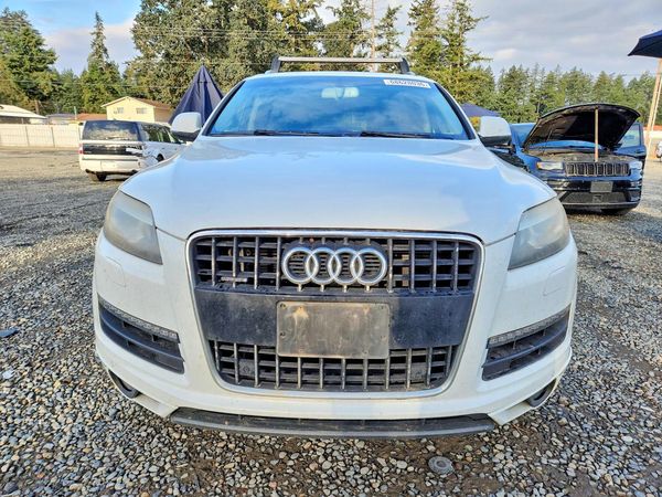 2013 AUDI Q7 Premium Plus