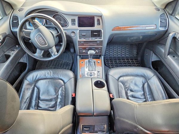 2013 AUDI Q7 Premium Plus