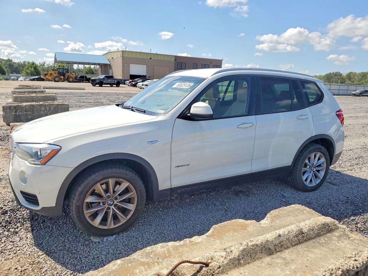 2016 BMW X3 xDrive28i — Front 3/4