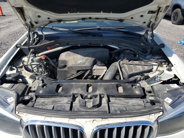 2016 BMW X3 xDrive28i — Engine bay