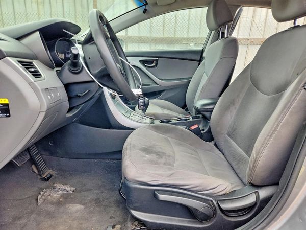 2013 HYUNDAI ELANTRA