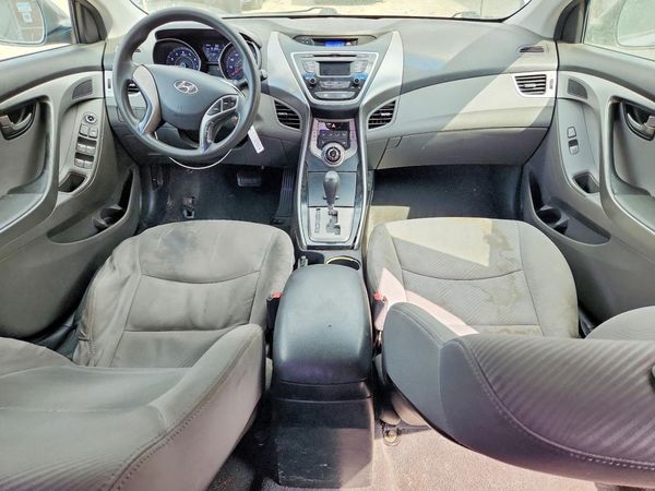 2013 HYUNDAI ELANTRA