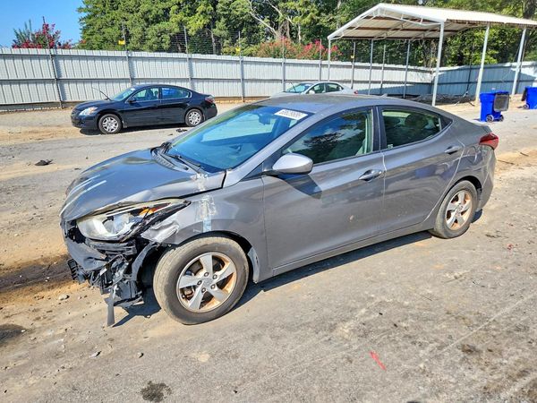 2014 HYUNDAI ELANTRA — Front 3/4