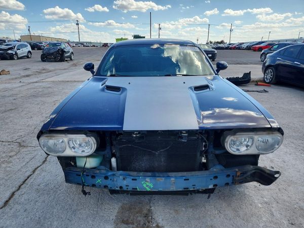 2014 DODGE CHALLENGER Base