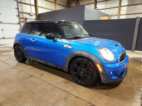 2012 MINI COOPER