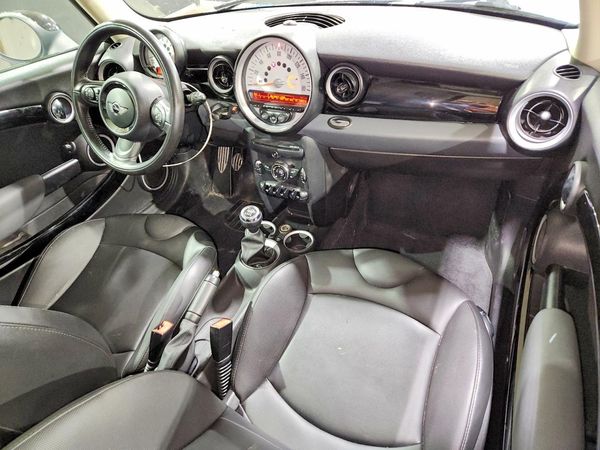2012 MINI COOPER