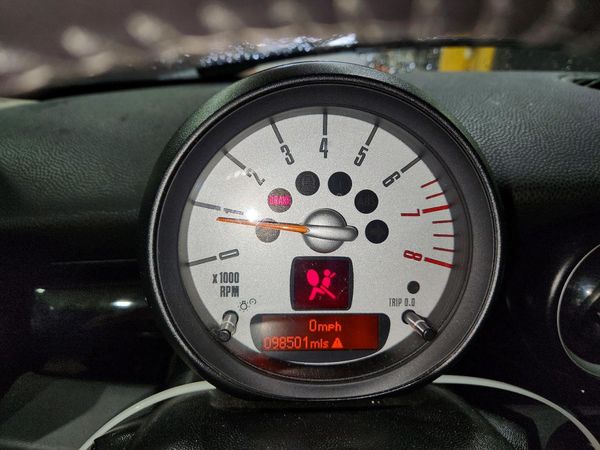 2012 MINI COOPER