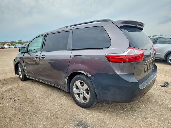 2015 TOYOTA SIENNA