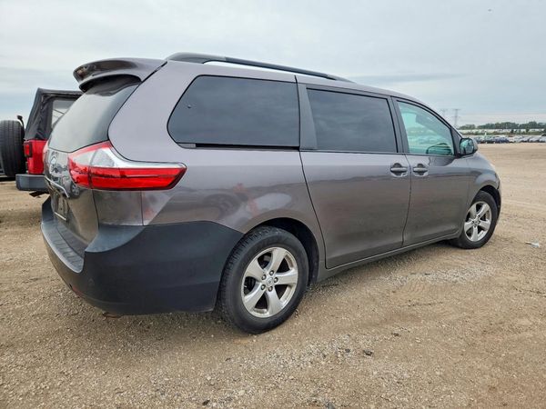 2015 TOYOTA SIENNA