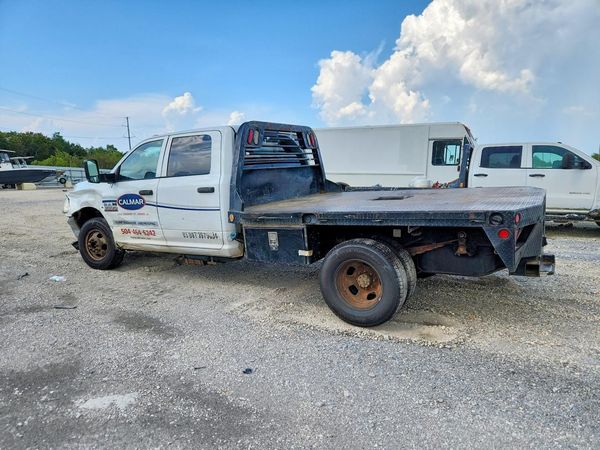 2014 RAM 3500 CREW CAB CHASSIS — DSRA