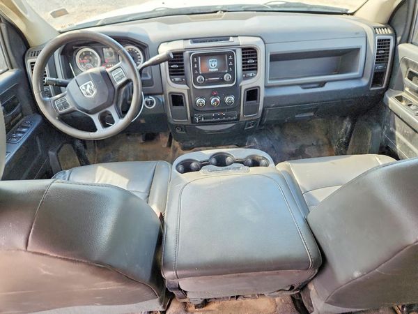 2014 RAM 3500 CREW CAB CHASSIS — CKPT
