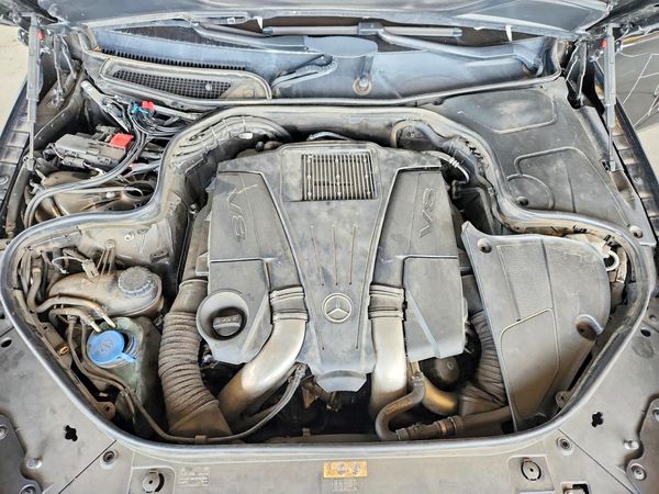 2015 MERCEDES-BENZ S S550 4-MATIC — Engine bay