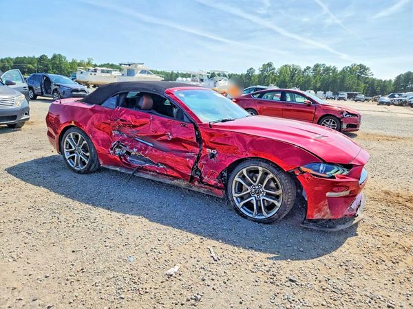 2020 FORD MUSTANG GT Convertible — Passenger 3/4