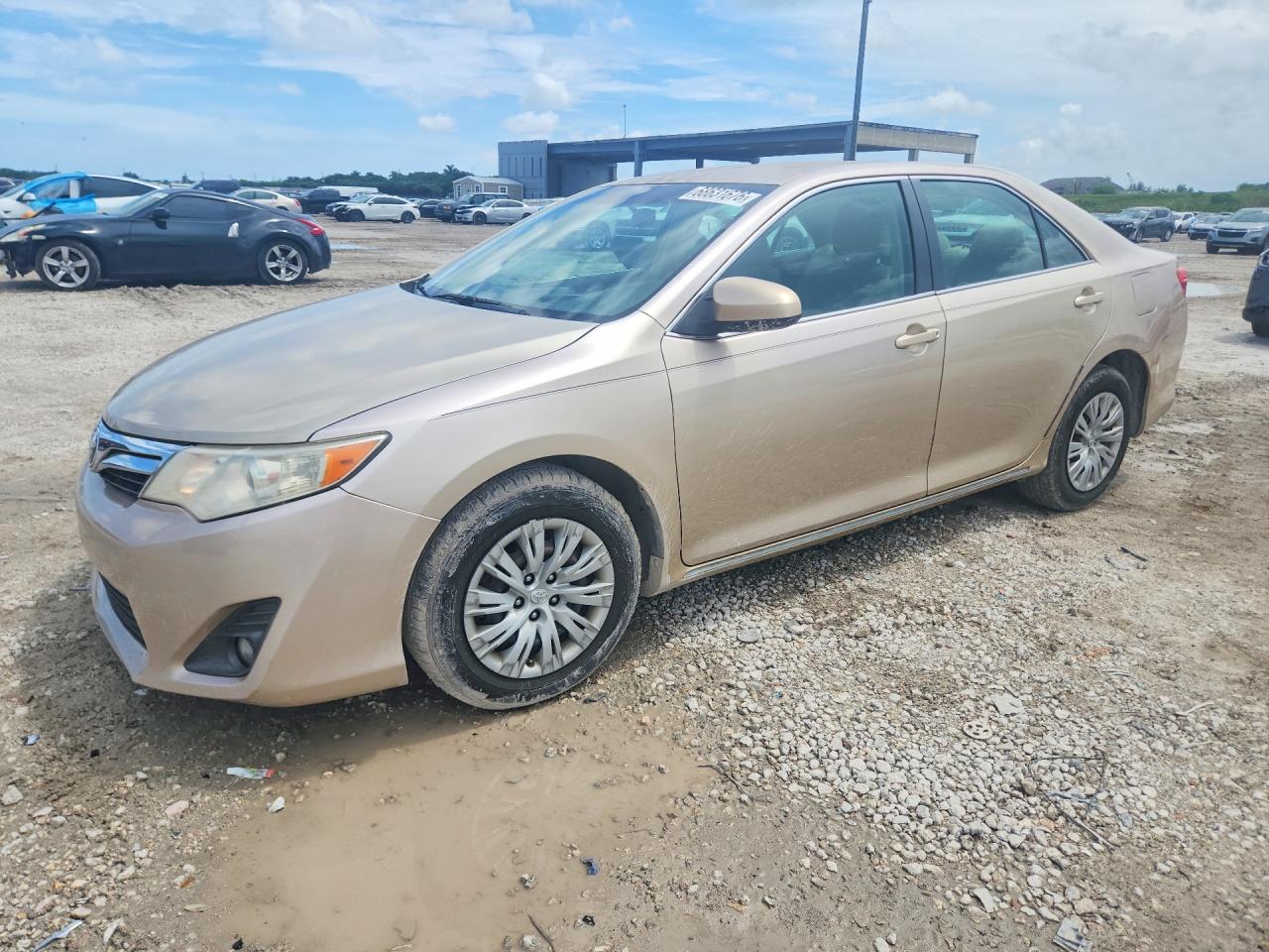 2012 TOYOTA CAMRY