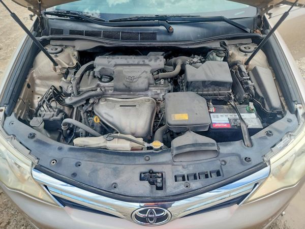2012 TOYOTA CAMRY