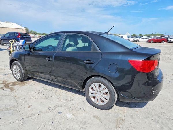 2013 KIA FORTE