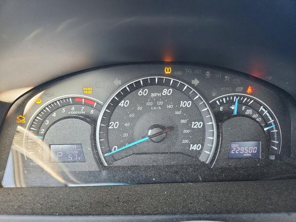2015 TOYOTA CAMRY
