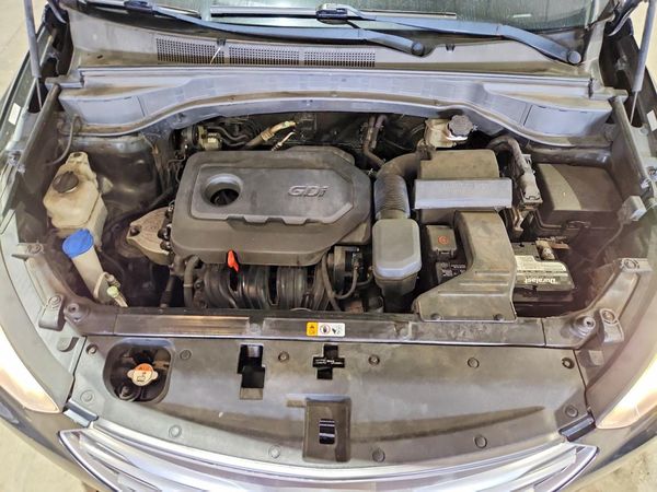 2018 HYUNDAI SANTA FE Sport Base — Engine bay