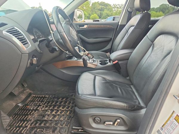 2013 AUDI Q5 Premium Plus