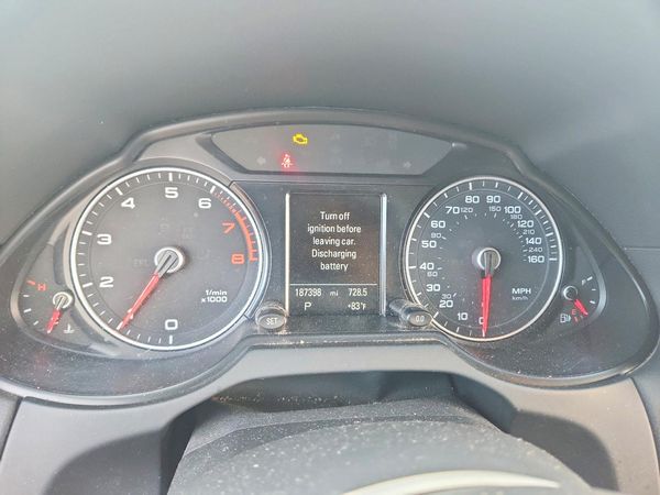 2013 AUDI Q5 Premium Plus