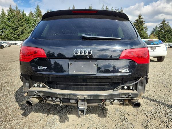 2015 AUDI Q7