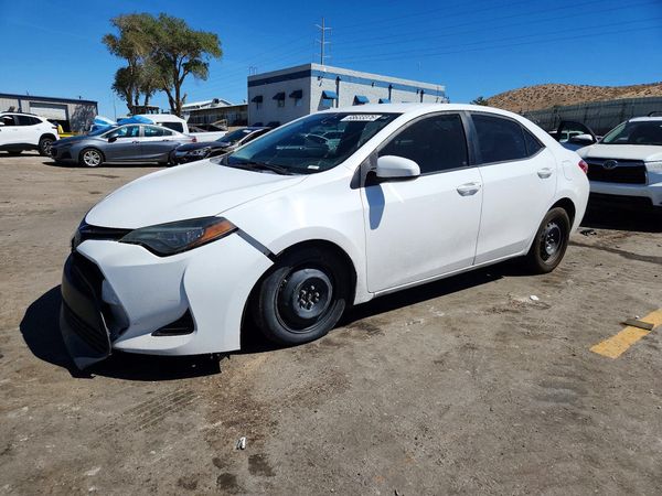 2018 TOYOTA COROLLA