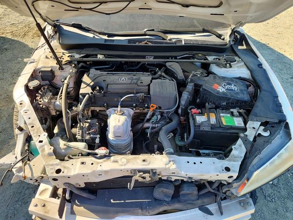 2016 ACURA TLX TECH — Engine bay