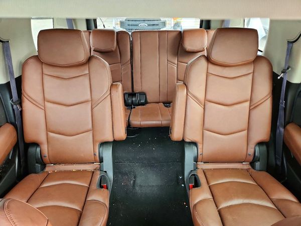2016 CADILLAC ESCALADE — SUVN